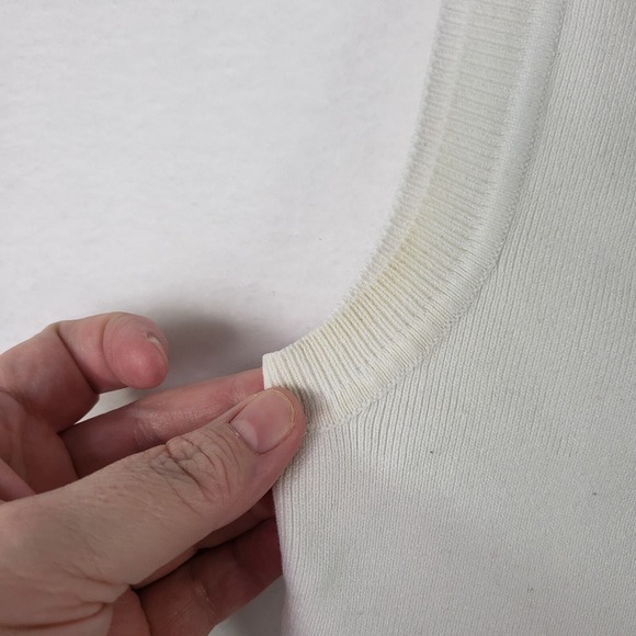 Zara Cropped Tank Top Womens Medium White Knit Crewneck Sleeveless Casual Basic - Picture 6 of 8